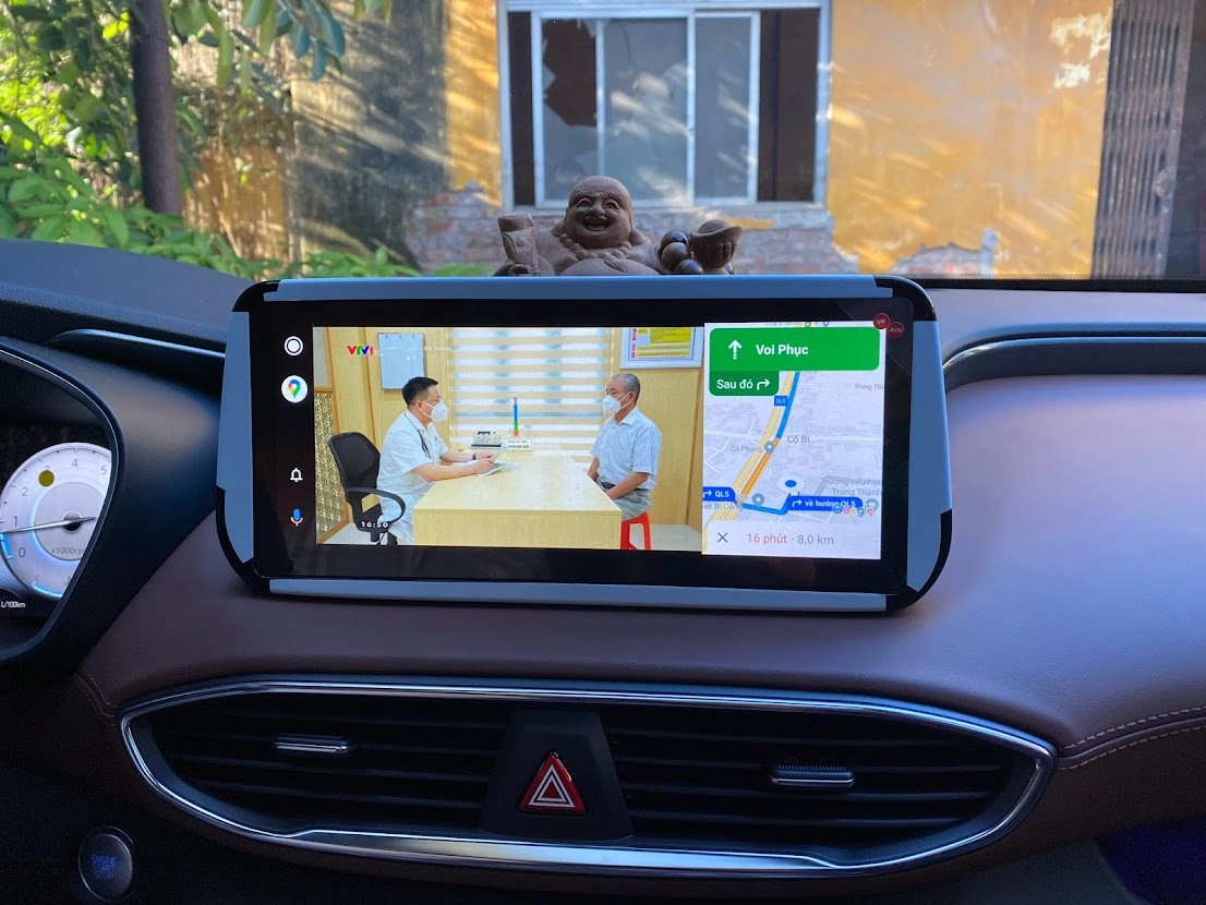 Cài Youtube màn zin Hyundai Santafe